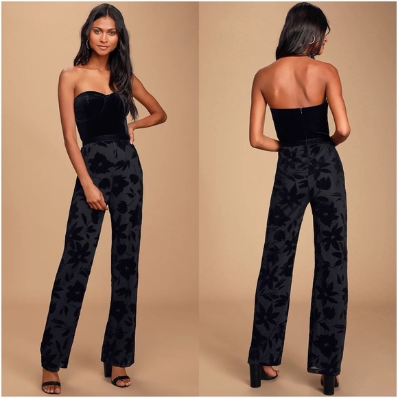 LULU’S Love About It Black Velvet Strapless Jumpsuit - Picture 1 of 6
